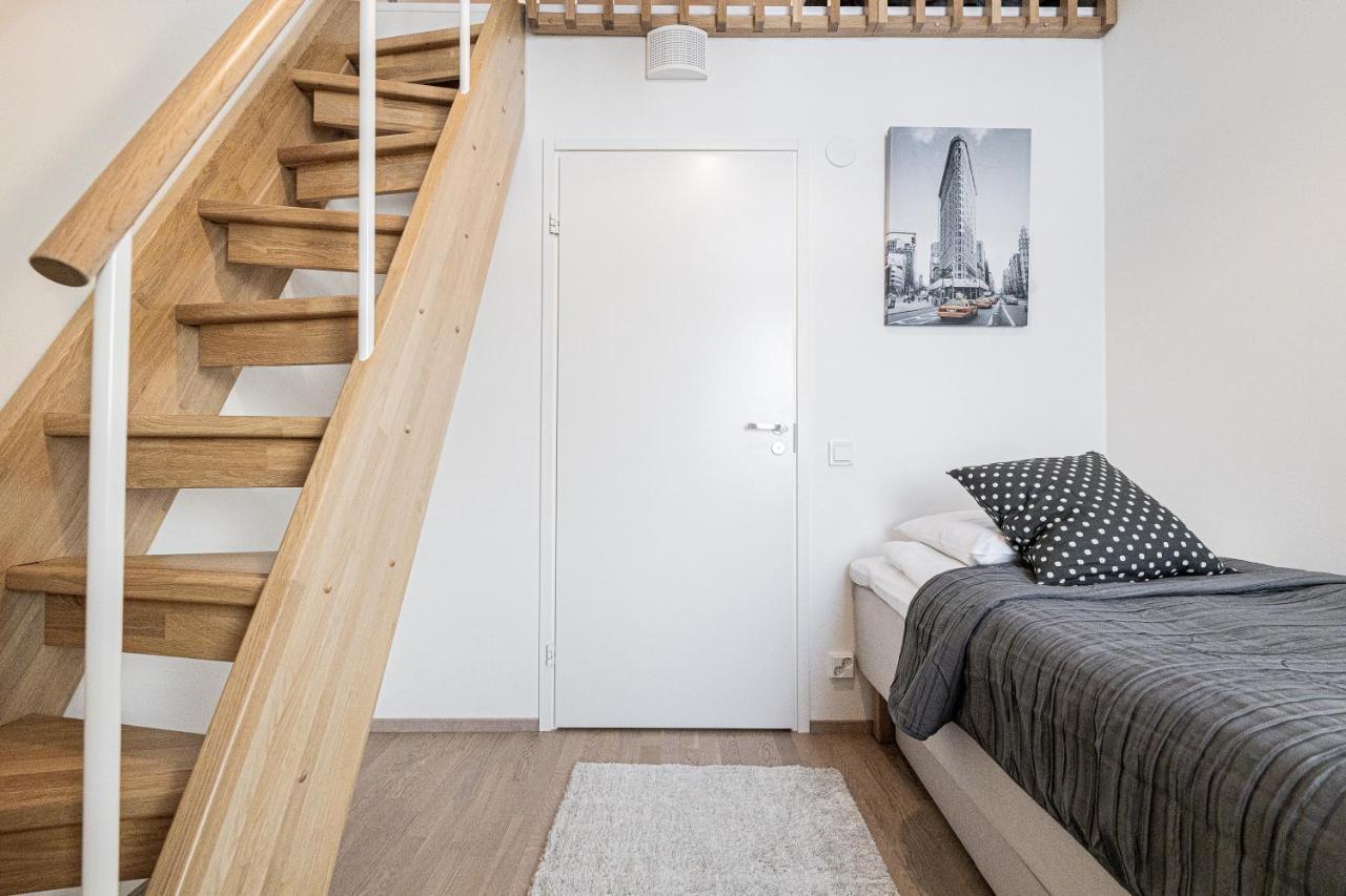 Huoneisto Sleepwell Malaga With Private Sauna And Parking